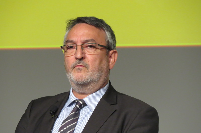 Klares Ja zum Dispensierrecht – BMEL-Ministerialdirektor Bernhard Kühnle: "Andere Vertriebswege in Europa sind nicht besser". (Foto: © WiSiTiA/aw)
